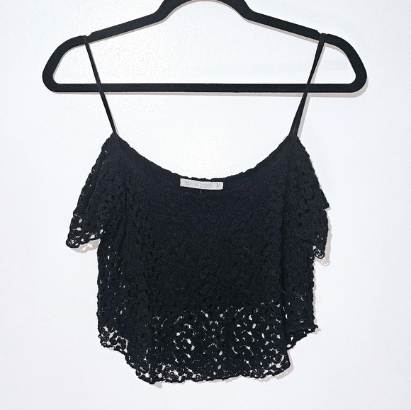 🌞 Bershka Black Spaghetti Strap Crochet Crop Top Size M - Picture 1 of 3